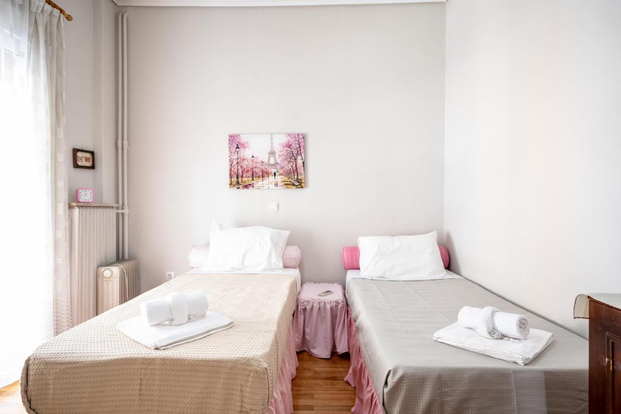 Family Apartment At Kalithea 2 Bedrooms 4 Pers Athens Exterior photo