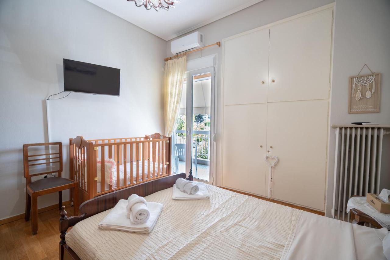Family Apartment At Kalithea 2 Bedrooms 4 Pers Athens Exterior photo