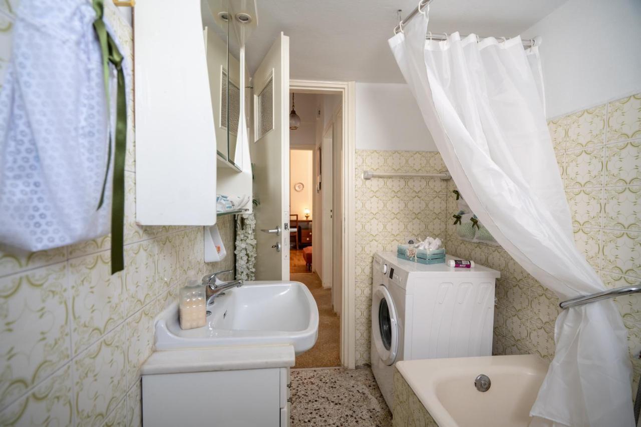 Family Apartment At Kalithea 2 Bedrooms 4 Pers Athens Exterior photo