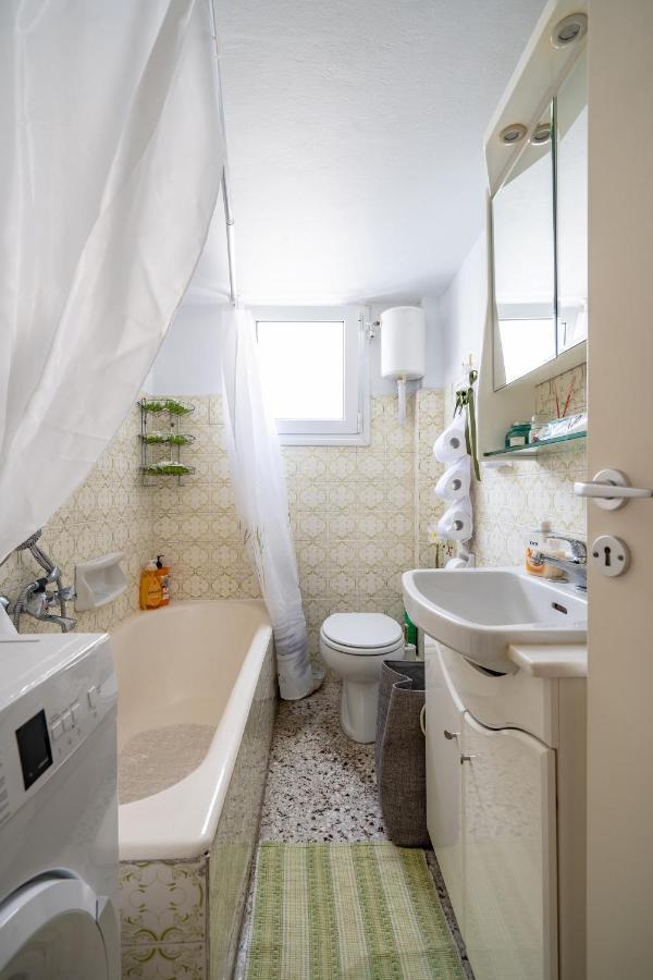 Family Apartment At Kalithea 2 Bedrooms 4 Pers Athens Exterior photo